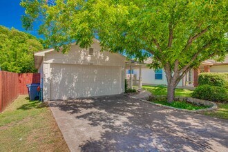 11305 James Haller Dr in Austin, TX - Building Photo - Building Photo
