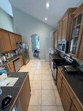 1890 Briland St in Tarpon Springs, FL - Building Photo - Building Photo