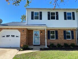 1329 Pierside Ct in Virginia Beach, VA - Building Photo