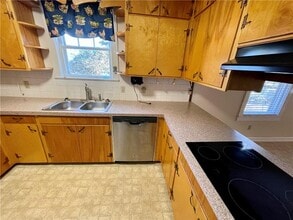 4752 Halls Mill Rd in Mobile, AL - Building Photo - Building Photo