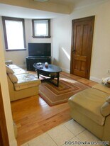 65 Fairbanks St, Unit 2 in Boston, MA - Building Photo