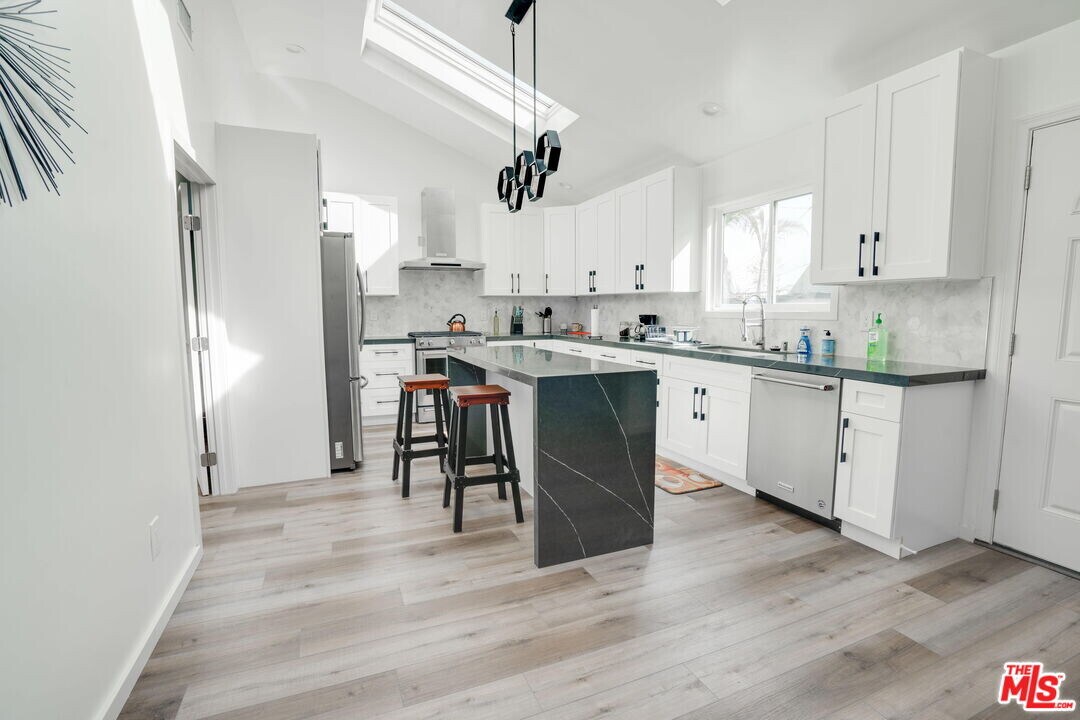 4210 Palmero Blvd in Los Angeles, CA - Building Photo