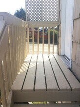 6323 S Yakima Ave in Tacoma, WA - Foto de edificio - Building Photo