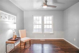 9712 Essex Ct in The Village, OK - Building Photo - Building Photo