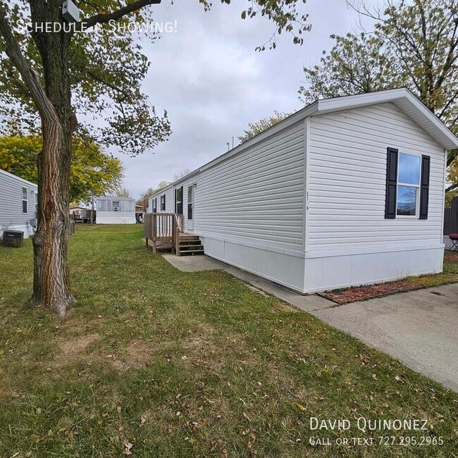 5720 Alta Vista Ct in Fort Wayne, IN - Building Photo - Building Photo