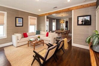 1134 N Clinton Ave in Dallas, TX - Building Photo - Building Photo