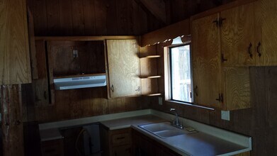 496 Catalina Rd in Big Bear Lake, CA - Building Photo - Building Photo