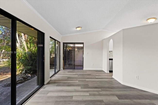 9701 W Daffodil Ln in Miramar, FL - Building Photo - Building Photo