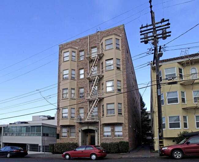 Lenox Avenue Apartments in Oakland, CA - Foto de edificio - Building Photo