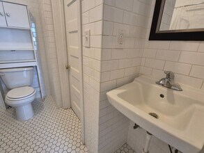 1912 University Ave W in St. Paul, MN - Building Photo - Building Photo