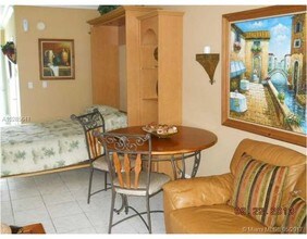 6490 Collins Ave in Miami Beach, FL - Building Photo - Building Photo