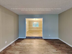 6021 Woodcreek Dr in Woodstock, GA - Building Photo - Building Photo