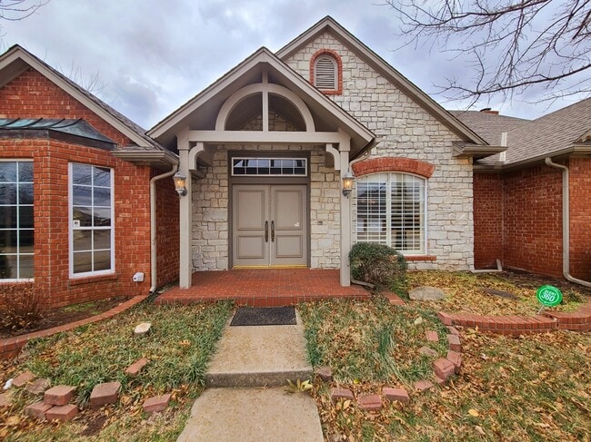 5604 NW 106th St in Oklahoma City, OK - Building Photo - Building Photo