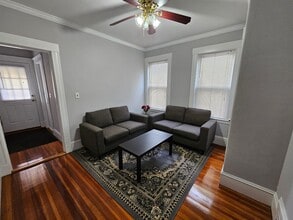15 New Hampshire Ave in Somerville, MA - Building Photo - Building Photo