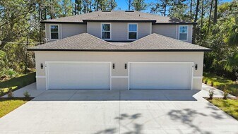 1 Fanshawe Ln in Palm Coast, FL - Building Photo