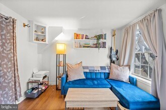 124 Catharine St in Philadelphia, PA - Building Photo - Building Photo