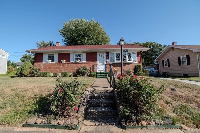 property at 6 Hammen Ave
