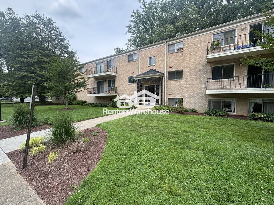 10613 Montrose Ave in Bethesda, MD - Building Photo