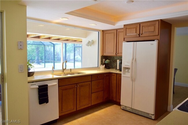 property at 1927 Crayton Rd