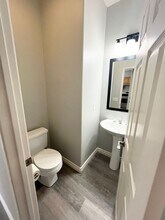 129 Claudia Way in Oceanside, CA - Building Photo - Building Photo