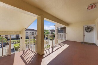 15325 SW 106th Terrace in Miami, FL - Building Photo - Building Photo