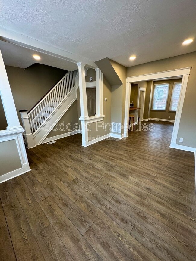 2438 Druid Park Dr in Baltimore, MD - Building Photo - Building Photo