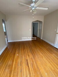 5030 N Springfield Ave photo'