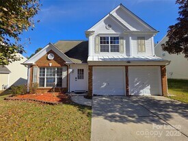 3000 Old Ironside Dr in Charlotte, NC - Building Photo