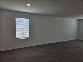 10710 Ellerston Rd in Cleveland, TX - Building Photo - Building Photo
