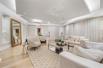 10190 Collins Ave in Bal Harbour, FL - Building Photo - Building Photo