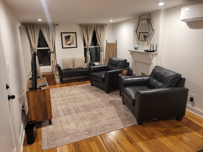 21 Van Buren St, Unit Unit 2