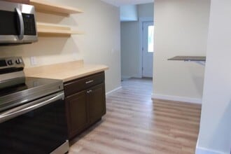 104 Maple Park in Enosburg Falls, VT - Building Photo - Building Photo