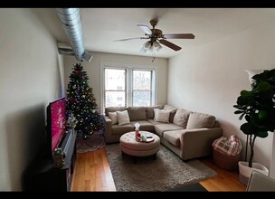 3323 N Lakewood Ave in Chicago, IL - Building Photo - Building Photo