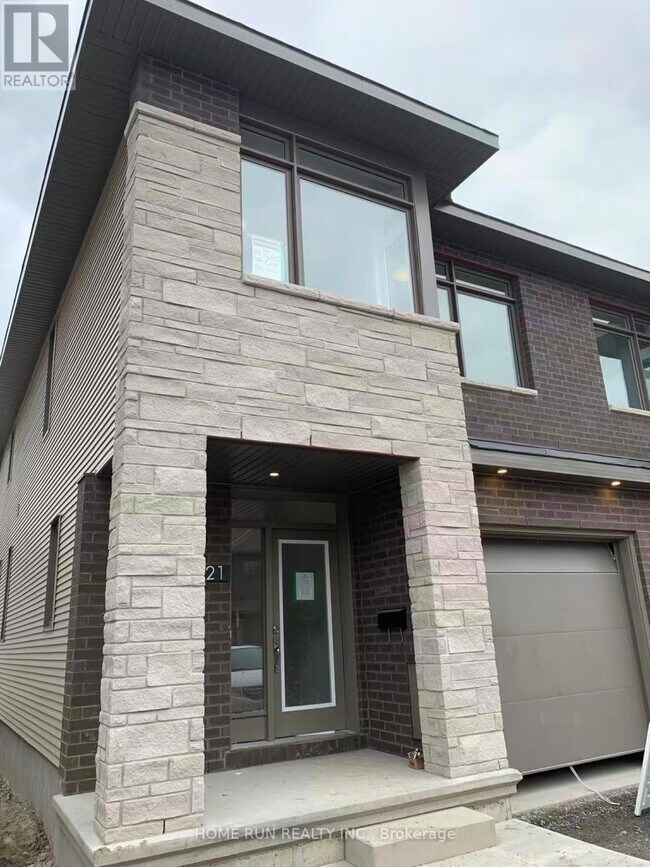 1021 Eider St in Ottawa, ON - Building Photo - Building Photo