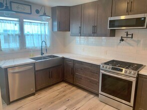 1516 Oliver Ave in San Diego, CA - Building Photo - Building Photo