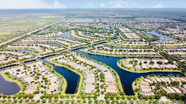 15007 Lure Trail in Bonita Springs, FL - Building Photo - Building Photo