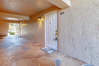 13771 Oneida Dr in Delray Beach, FL - Building Photo - Building Photo