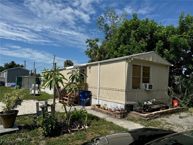 property at 714 Higgins Rd