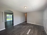 519 Ridgebury Dr photo'