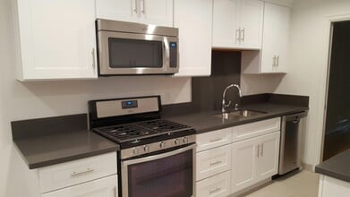 1830 Kelton Ave, Unit #5 in Los Angeles, CA - Building Photo - Building Photo
