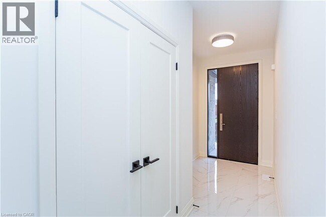 29 Dana Dr in Hamilton, ON - Building Photo - Building Photo