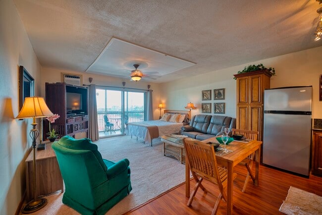 property at 355 Kalanianaole St