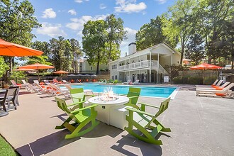 Elliot Gwinnett Place in Norcross, GA - Building Photo - Building Photo