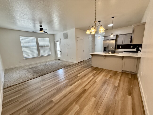 property at 1809 W Terra Vista Ln