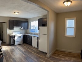 138 Fayette St, Unit Unit1 in Lynn, MA - Building Photo