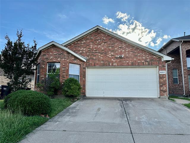 6017 Melanie Dr in Fort Worth, TX - Foto de edificio