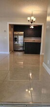 4689 Sable Pine Cir, Unit C2 in West Palm Beach, FL - Building Photo - Building Photo