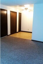 5907 Spartan Dr, Unit Spartan Drive in McFarland, WI - Building Photo - Building Photo