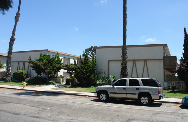 2042-2050 Ventura Rd in Oxnard, CA - Building Photo - Building Photo