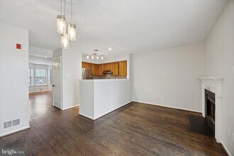 175 Leedom Way in Newtown, PA - Building Photo - Building Photo